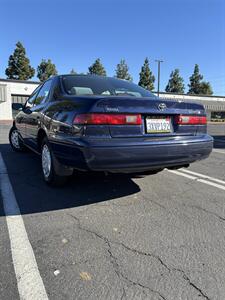 1998 Toyota Camry LE   - Photo 3 - Riverside, CA 92505