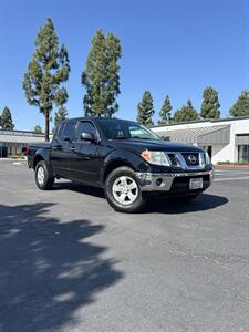 2011 Nissan Frontier SV V6 - Photo 2 - Riverside, CA 92505