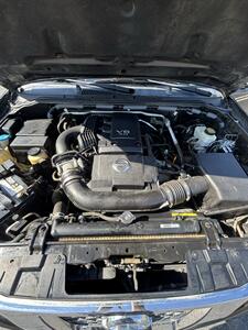 2011 Nissan Frontier SV V6 - Photo 16 - Riverside, CA 92505