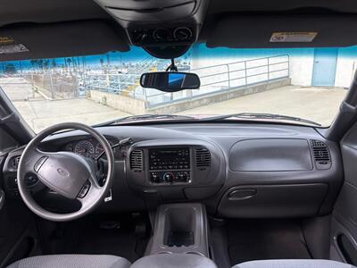2002 Ford Expedition XLT   - Photo 14 - Riverside, CA 92505