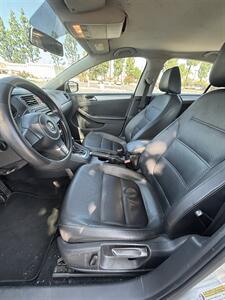 2013 Volkswagen Jetta SE PZEV   - Photo 10 - Riverside, CA 92505