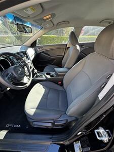 2015 Kia Optima LX   - Photo 6 - Riverside, CA 92505