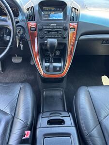 2003 Lexus RX 300   - Photo 14 - Riverside, CA 92505