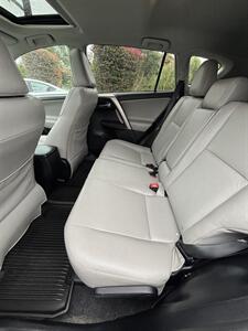 2014 Toyota RAV4 XLE   - Photo 7 - Riverside, CA 92505
