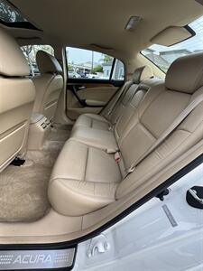 2006 Acura TL   - Photo 8 - Riverside, CA 92505