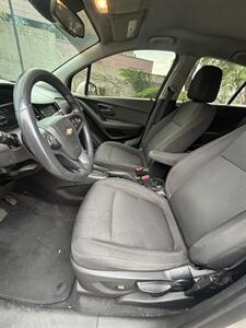 2017 Chevrolet Trax LT - Photo 8 - Riverside, CA 92505