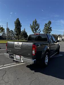 2011 Nissan Frontier SV V6 - Photo 4 - Riverside, CA 92505