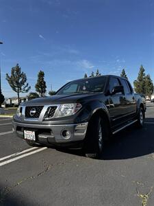 2011 Nissan Frontier SV V6 - Photo 2 - Riverside, CA 92505