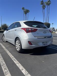 2016 Hyundai ELANTRA GT - Photo 3 - Riverside, CA 92505