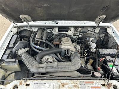 1993 Ford Ranger XLT   - Photo 12 - Riverside, CA 92505