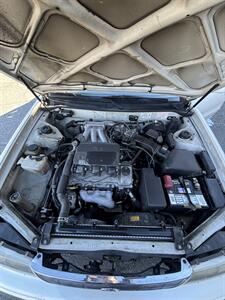 1996 Toyota Avalon XL - Photo 13 - Riverside, CA 92505