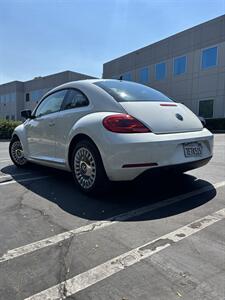 2014 Volkswagen Beetle 1.8T PZEV   - Photo 3 - Riverside, CA 92505