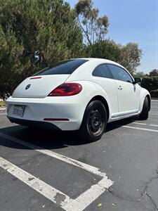 2014 Volkswagen Beetle 1.8T PZEV   - Photo 4 - Riverside, CA 92505