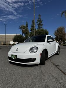 2014 Volkswagen Beetle 1.8T PZEV   - Photo 2 - Riverside, CA 92505