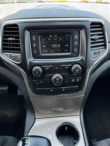 2015 Jeep Grand Cherokee Laredo   - Photo 9 - Anaheim, CA 92805