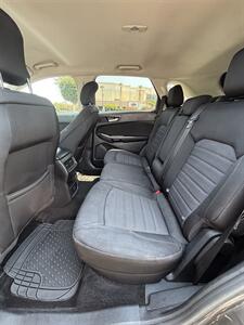 2015 Ford Edge SE   - Photo 7 - Riverside, CA 92505