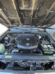 2013 Toyota Tacoma PreRunner V6   - Photo 10 - Riverside, CA 92505