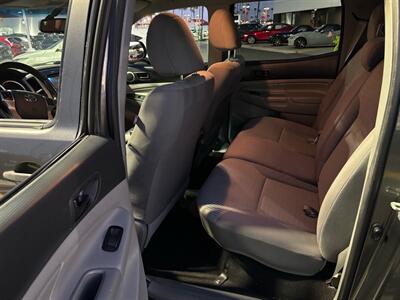 2013 Toyota Tacoma PreRunner V6   - Photo 10 - Riverside, CA 92505