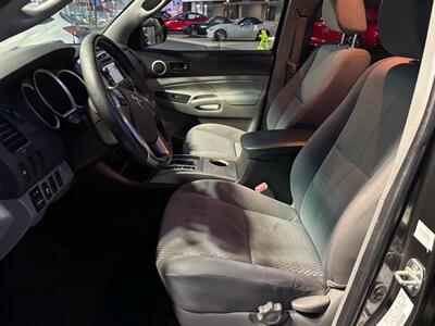 2013 Toyota Tacoma PreRunner V6   - Photo 9 - Riverside, CA 92505