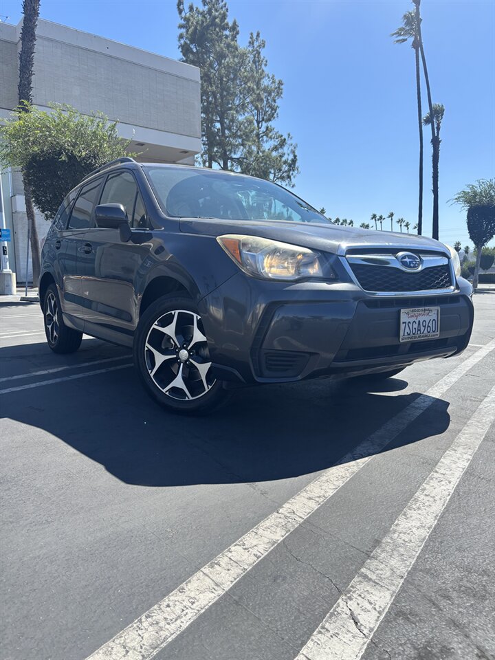 2014 Subaru Forester 2.0XT Premium - Photo 1 - Riverside, CA 92505