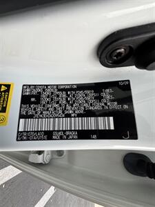 2010 Toyota Highlander Limited   - Photo 14 - Riverside, CA 92505