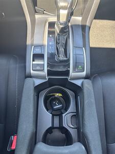 2019 Honda Civic EX   - Photo 11 - Riverside, CA 92505