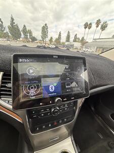 2013 Jeep Grand Cherokee Overland   - Photo 11 - Riverside, CA 92505