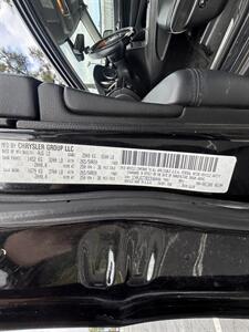 2013 Jeep Grand Cherokee Overland   - Photo 15 - Riverside, CA 92505