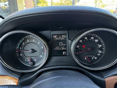 2013 Jeep Grand Cherokee Overland   - Photo 12 - Riverside, CA 92505