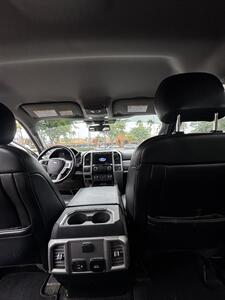 2020 Ford F-350 Super Duty Lariat   - Photo 8 - Riverside, CA 92505