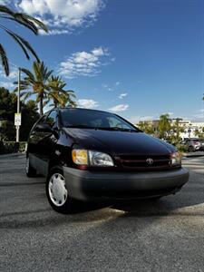 2000 Toyota Sienna CE   - Photo 1 - Anaheim, CA 92805