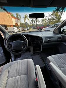 2000 Toyota Sienna CE   - Photo 8 - Anaheim, CA 92805