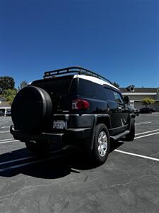 2007 Toyota FJ Cruiser   - Photo 4 - Anaheim, CA 92805