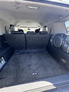 2007 Toyota FJ Cruiser   - Photo 8 - Anaheim, CA 92805