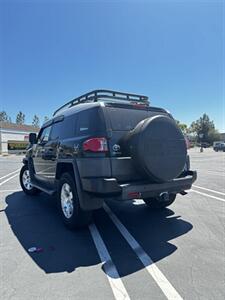 2007 Toyota FJ Cruiser   - Photo 3 - Anaheim, CA 92805