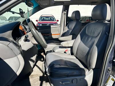2007 Toyota Sienna XLE Limited 7-Passenger   - Photo 7 - Riverside, CA 92505