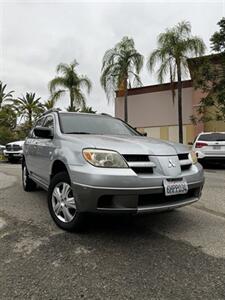 2006 Mitsubishi Outlander LS   - Photo 1 - Riverside, CA 92505