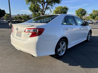 2013 Toyota Camry SE   - Photo 3 - Riverside, CA 92505