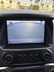 2020 Chevrolet Suburban LT 4x4   - Photo 17 - Riverside, CA 92505