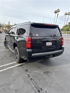 2020 Chevrolet Suburban LT 4x4   - Photo 3 - Riverside, CA 92505