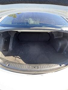 2010 Mazda Mazda3 i Touring   - Photo 17 - Riverside, CA 92505