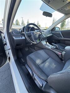 2010 Mazda Mazda3 i Touring   - Photo 5 - Riverside, CA 92505