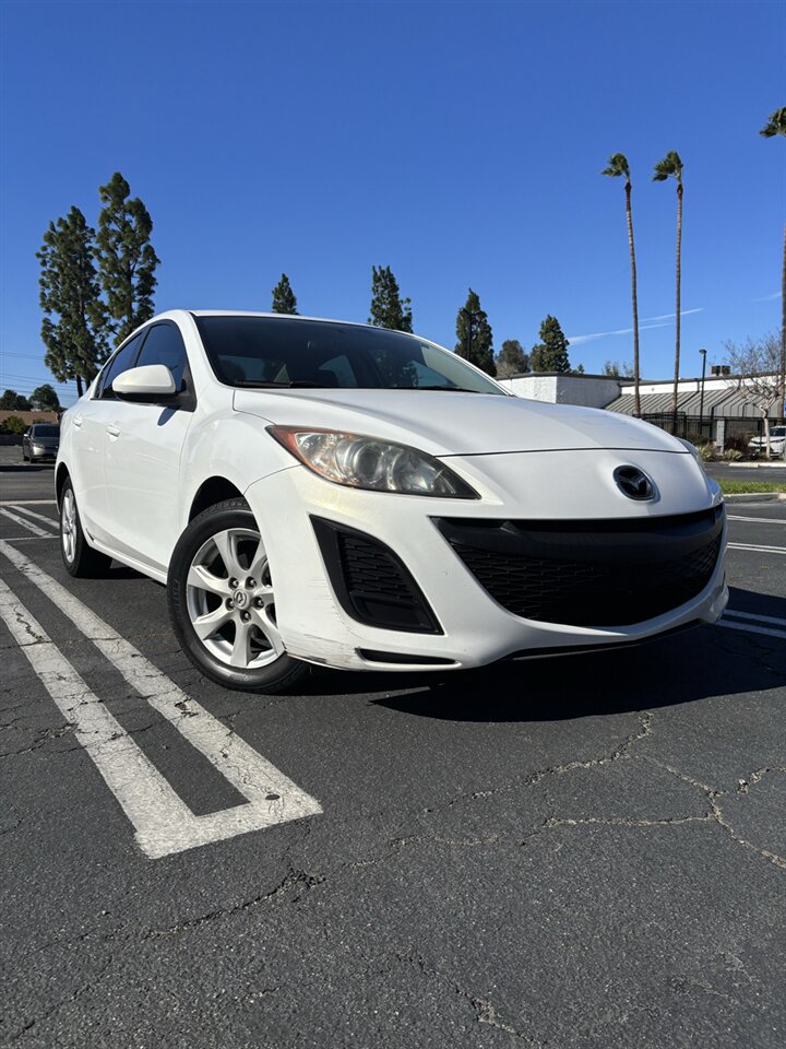 2010 Mazda Mazda3 i Touring   - Photo 1 - Riverside, CA 92505