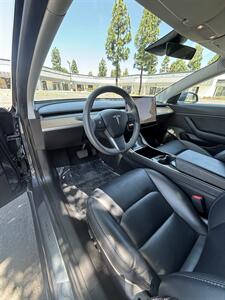 2020 Tesla Model 3 Long Range - Photo 9 - Riverside, CA 92505