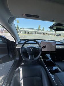 2020 Tesla Model 3 Long Range - Photo 12 - Riverside, CA 92505