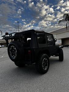 1994 Jeep Wrangler SE 2dr SE - Photo 4 - Riverside, CA 92505