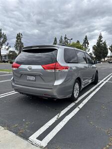 2013 Toyota Sienna XLE 8-Passenger - Photo 5 - Riverside, CA 92505