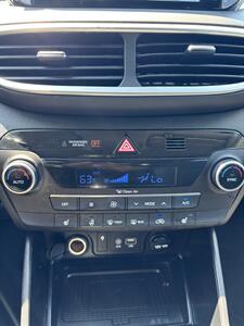 2020 Hyundai TUCSON Limited   - Photo 11 - Riverside, CA 92505