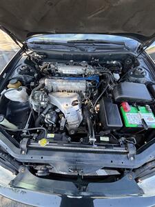 1995 Toyota Camry LE   - Photo 12 - Riverside, CA 92505