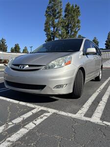 2006 Toyota Sienna XLE Limited 7 Passenger - Photo 2 - Riverside, CA 92505